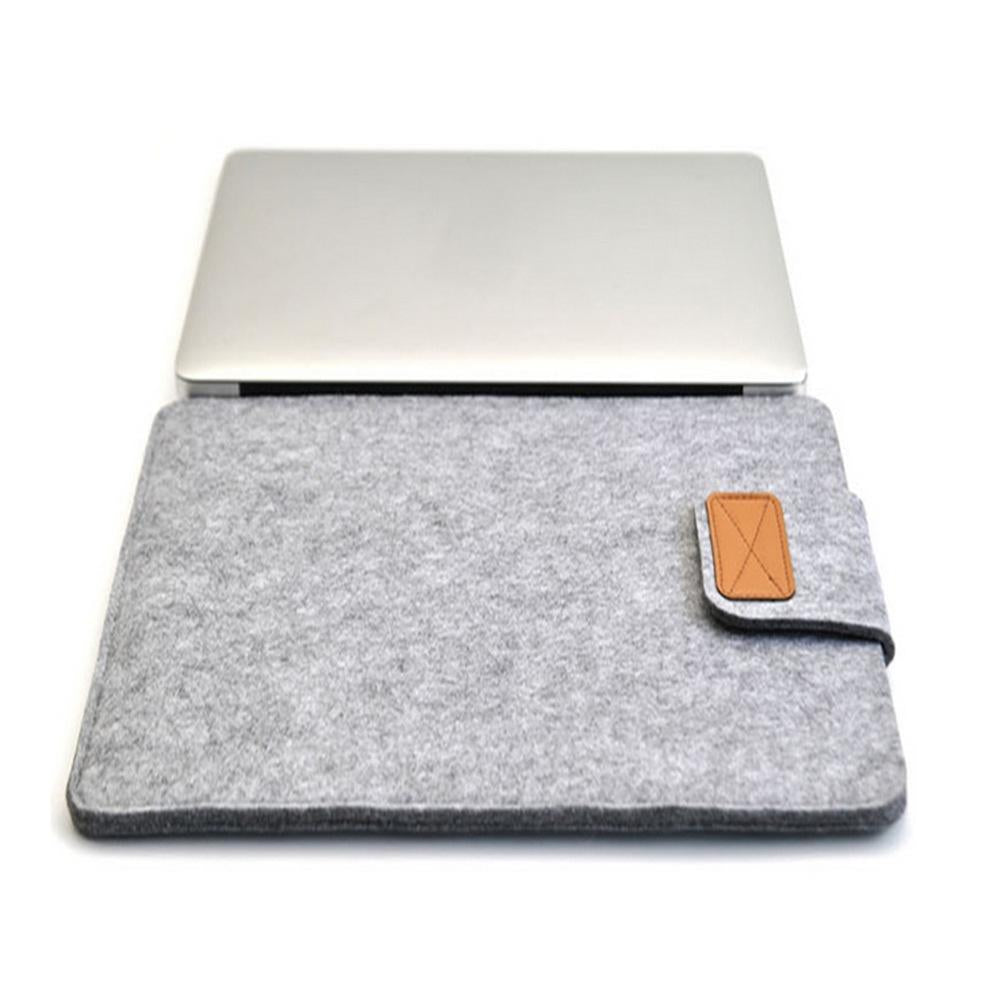 V562-B2060112060DBT-202504022040-00 13 Inch Vertical Felt Laptop / Tablet Sleeve Bag - Light Grey - Image 1