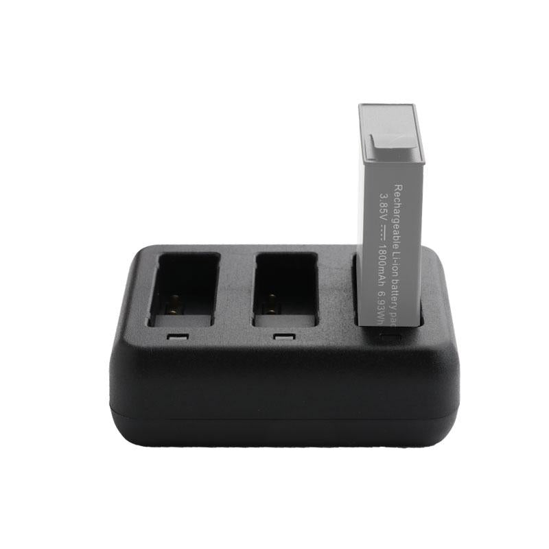 V562-B4651POD-202503061945-00 Tri-slot Charger for Dji Action Batteries - Image 1