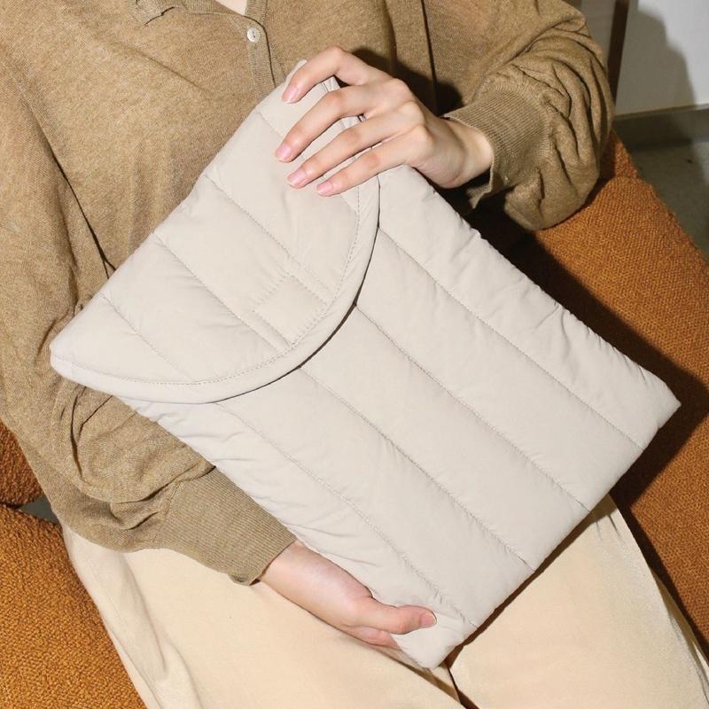 V562-C3067304060DBT-227192-00 Lightweight Cotton Embroidery Inner Bag for Protection - Gray White - 15.6-16 Inch - Image 1