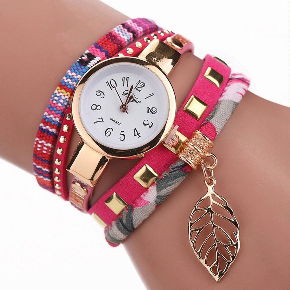 V562-D1053857550DBT-202505271122-00 Leaf Pendant Quartz Bracelet Watch for Women - Rose Red - Image 1