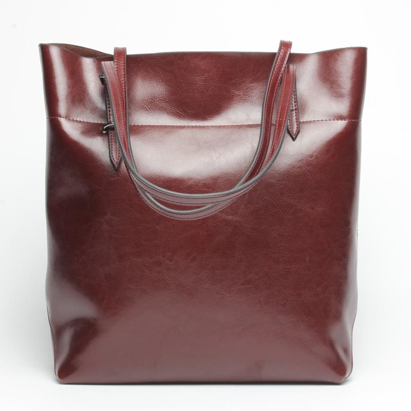 V562-G1035826650DBT-202505191707-00 Stylish Shoulder Tote For Women - Vintage Wine Red - Image 1