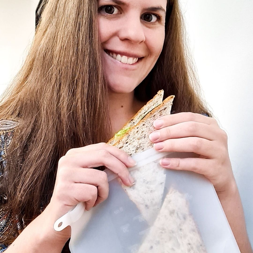 V573-ZIPMED-1-140230-00 1000mL - Reusable Food Grade Silicone Zip Lock Food Pouch - Image 1