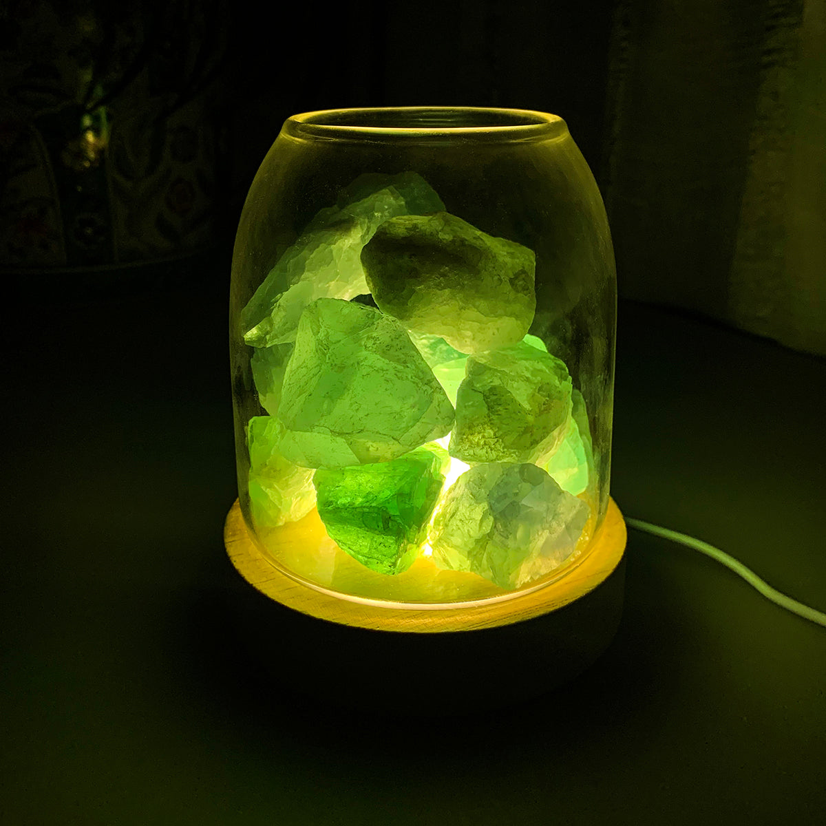 V760-CGL-4-195280-00 Aurora Crystal Diffuser - Green Calcite - Image 1