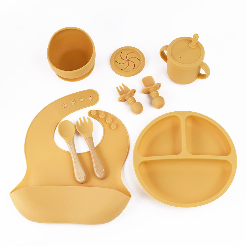 V888-ELOSUNG11933-210739-00 Yellow 8-Piece Silicone Children's Tableware Set - BPA-Free Baby Feeding Utensils with Wooden Fork and Spoon, Cup, Bowl, and Bibs - Image 1