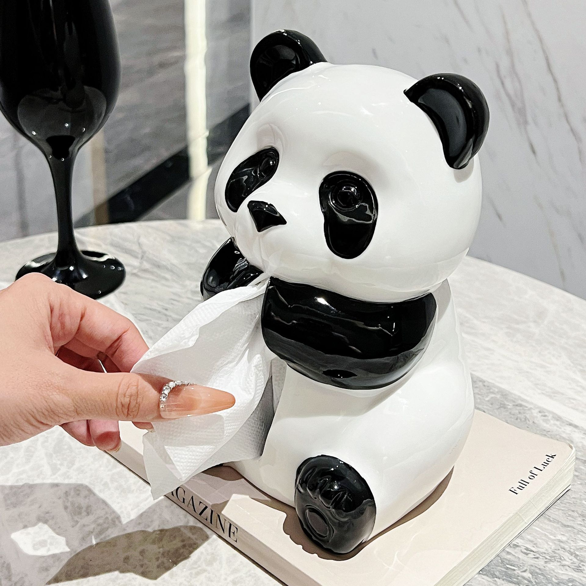 V888-ELOSUNG13952-213786-00 Ceramic Panda Tissue Box Holder - Creative Cartoon Napkin Dispenser for Home Decor - Image 1