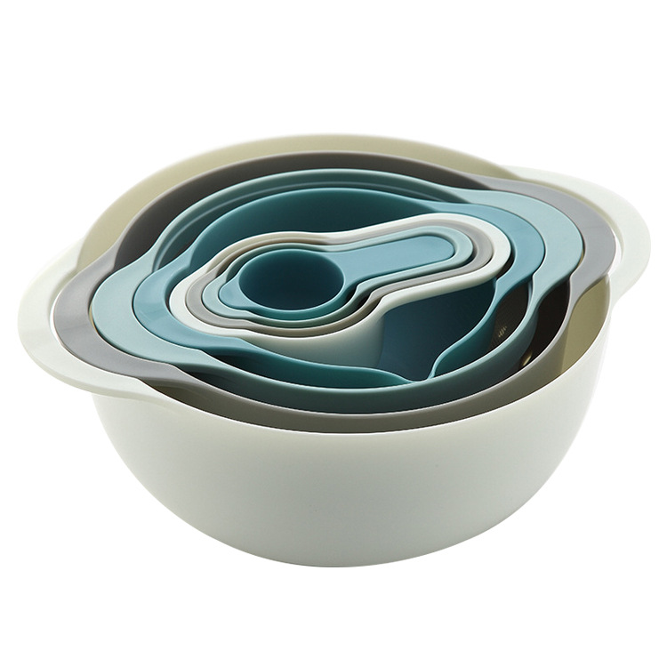 V888-ELOSUNG17498-216681-00 Blue 8-Piece Baking Tool Set – Measuring Cups, Spoons, Rainbow Mixing Bowls, Vegetable Washing Basket, and Flour Sifter - Image 1