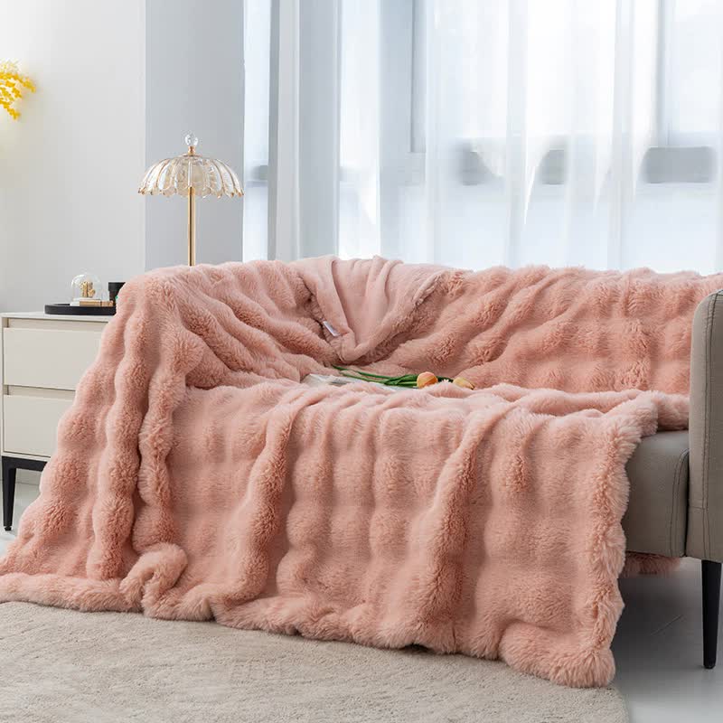 V888-ELOSUNG18057-202502241533-00 Pink 130*160cm Plush Toscana Rabbit Hair Throw Blanket - Soft Flannel Fleece for All Seasons, Perfect for Couch & Bed - Image 1