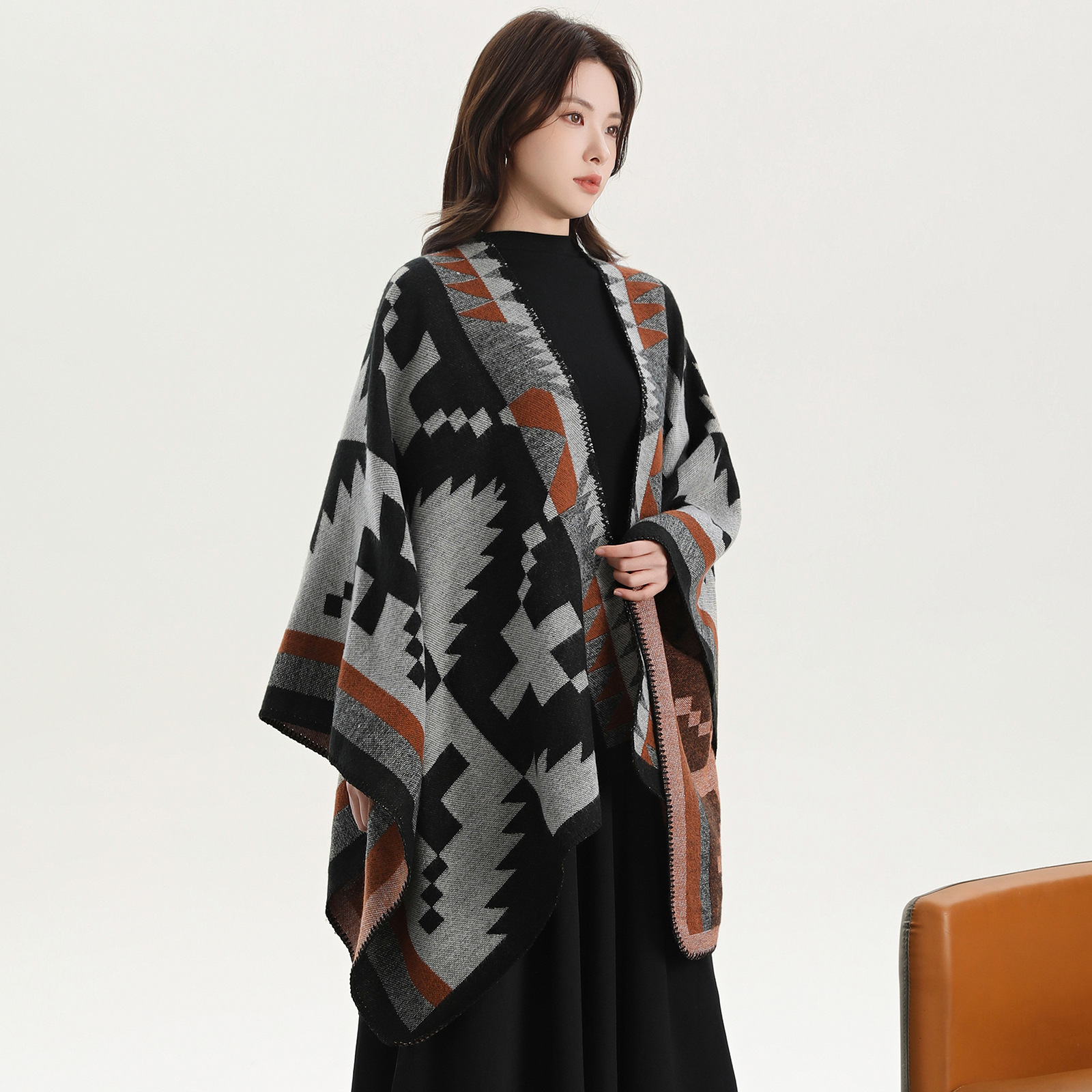 V888-ELOSUNG19662-202503111116-00 Windy Cross Black and White Elegant Autumn Winter Shawl - Artistic Split-Design Knit Cloak with Oil Painting Style - Image 1
