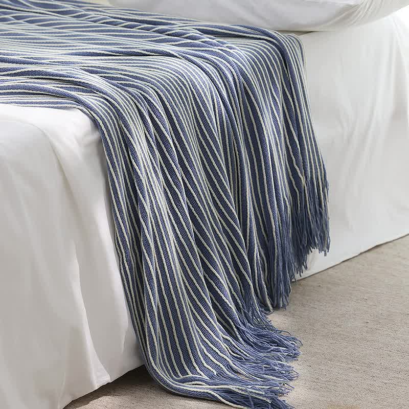 V888-ELOSUNG20346-226694-00 Blue Cozy Knit Throw Blanket with Fringe – Stylish Striped Bed End Cover, 127x170cm - Image 1