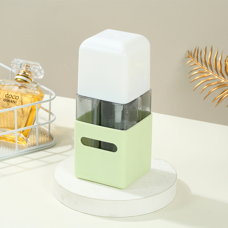 V888-ELOSUNG22539-202503272105-00 Square Green 2-Piece 4-in-1 Travel Dispenser Set-Leakproof Refillable Bottles for Toiletries - Image 1