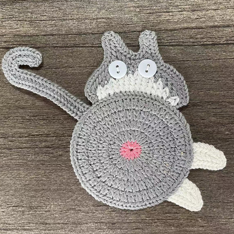 V888-ELOSUNG24205-202503251832-00 Grey-white Cat Butt Coasters 3-Piece Set - Cute Knitted Drink Coasters for Cat Lovers - Image 1