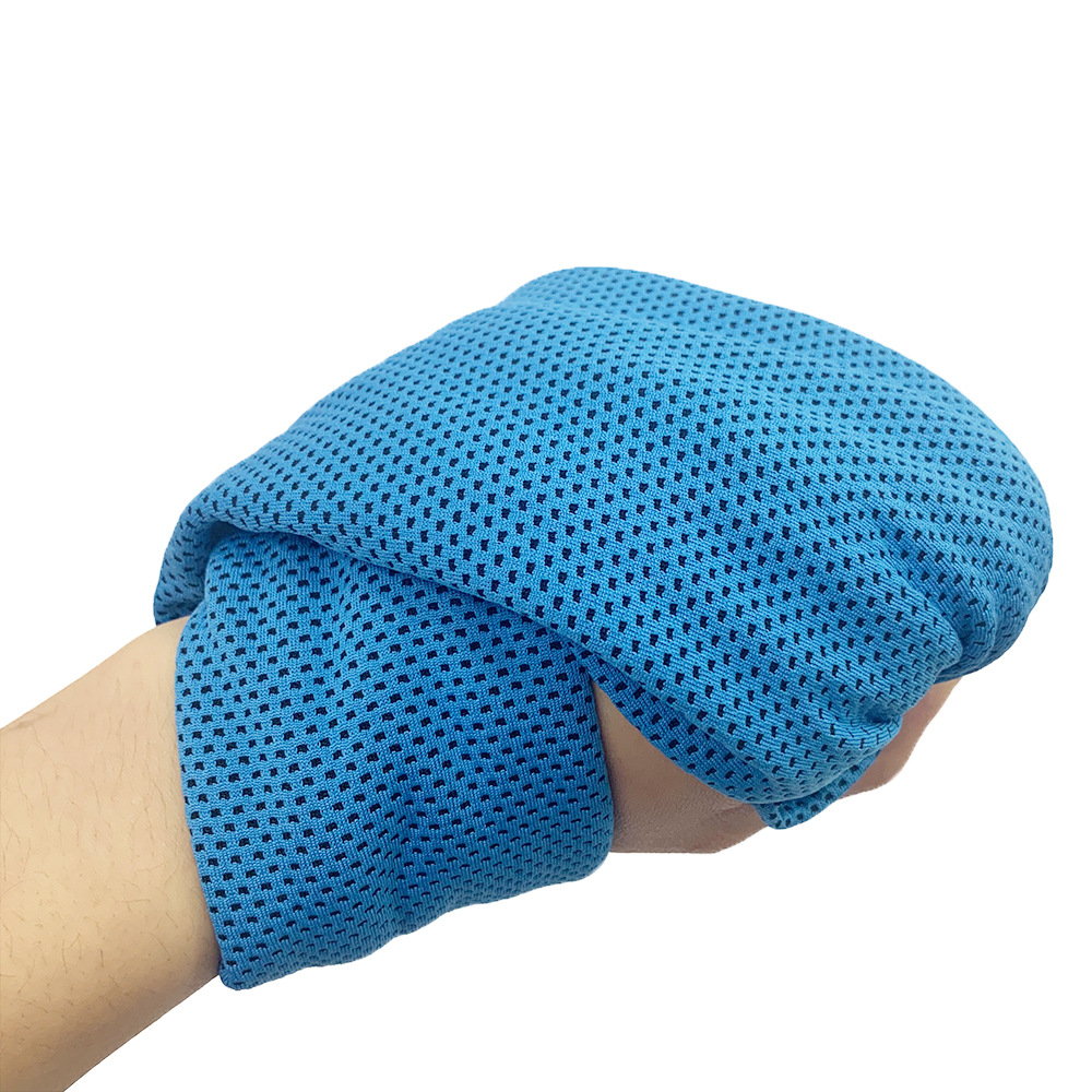 V888-ELOSUNG24415-202504011206-00 Blue 4-Piece Portable Cooling Towel Set - Quick-Dry Ice-Cool Towel for Sports, Travel, and Heat Relief - Image 1