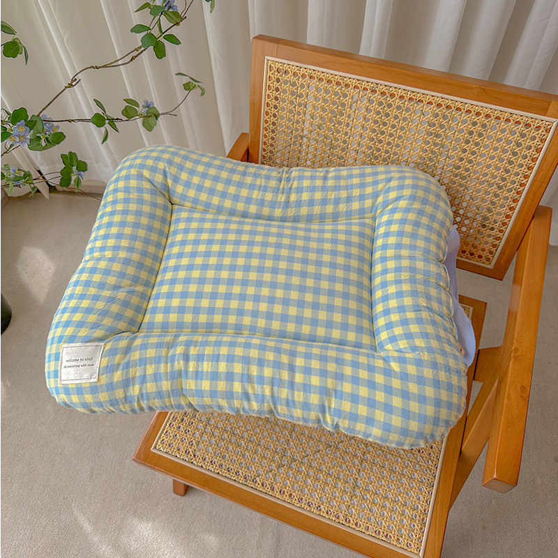 V888-ELOSUNG24525-202504141420-00 S Yellow-blue All-Season Pet Bed - Soft Washable Dog & Cat Mat with Comfortable Cushion - Warm Winter Padding for Small to Large Pets - Image 1