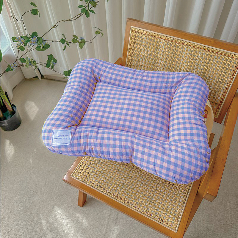 V888-ELOSUNG24526-202504141420-00 S Yellow-purple All-Season Pet Bed - Soft Washable Dog & Cat Mat with Comfortable Cushion - Warm Winter Padding for Small to Large Pets - Image 1