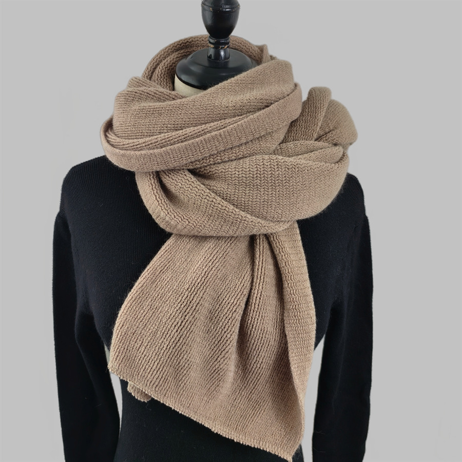 V888-ELOSUNG25438-202504281211-00 Khaki Imitation Cashmere Solid Scarf - Warm Winter Shawl for Men and Women - Image 1