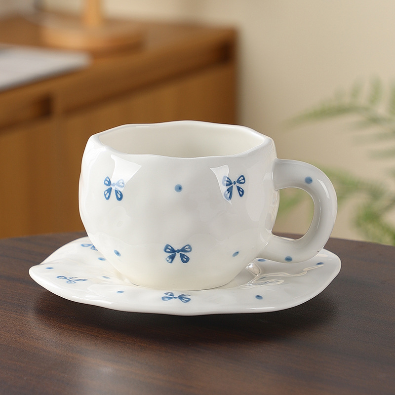 V888-ELOSUNG25530-202504281335-00 Hand-Painted Ceramic Coffee Cup and Saucer Set - Vintage Afternoon Tea(Blue bow) - Image 1