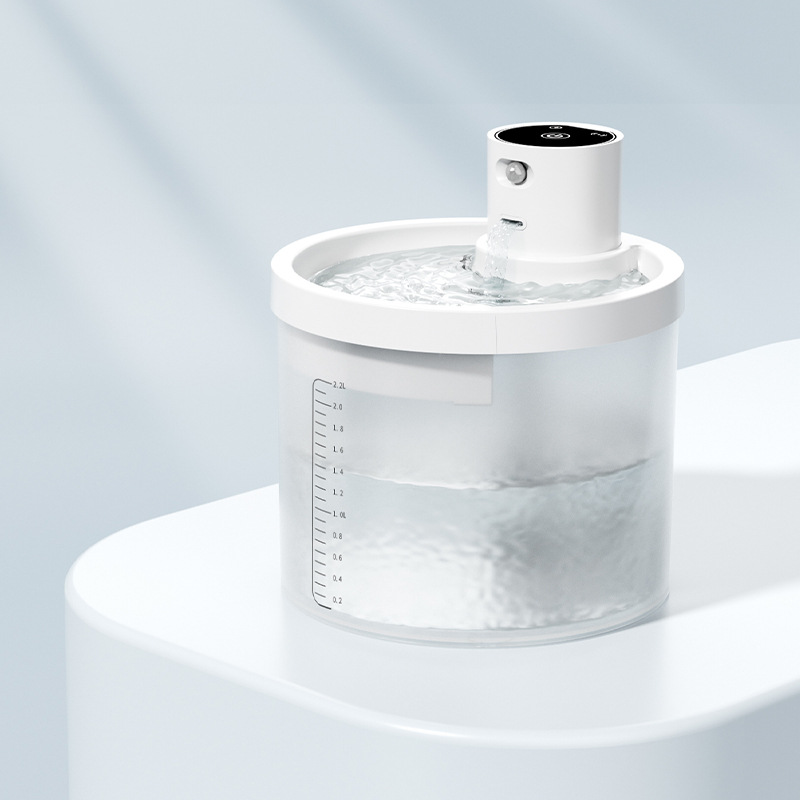 V888-ELOSUNG26019-202504141746-00 Black Wireless Automatic Pet Water Fountain - 2.2L Motion Sensor Dispenser - Image 1