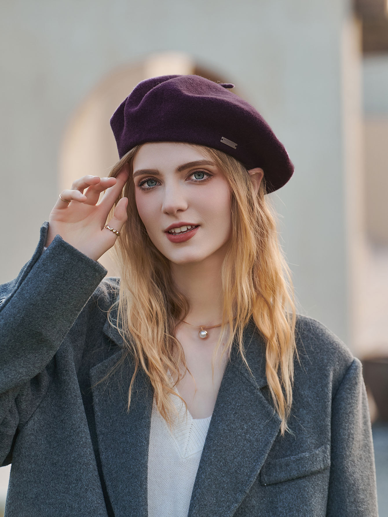 V888-ELOSUNG27492-202505131753-00 Dark Purple Elegant Wool Beret - Classic Warm Thick British Style Hat for Autumn & Winter - Image 1