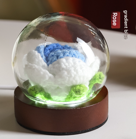 V888-ELOSUNG28112-202504281422-00 Gradient Blue Rose Knitted Flower LED Dome Lamp - USB Touch 3-Color Night Light - Image 1