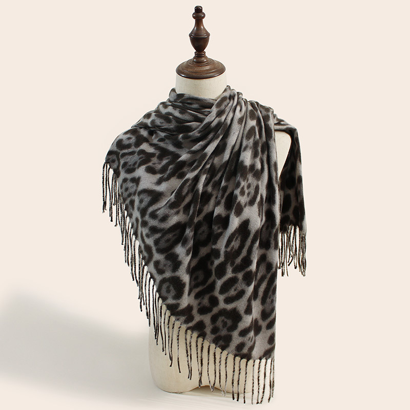 V888-ELOSUNG28409-202505131738-00 2-Piece Grey Leopard Elegant Faux Cashmere Shawl - Warm and Versatile 200 cm Long European-Style Scarf - Image 1
