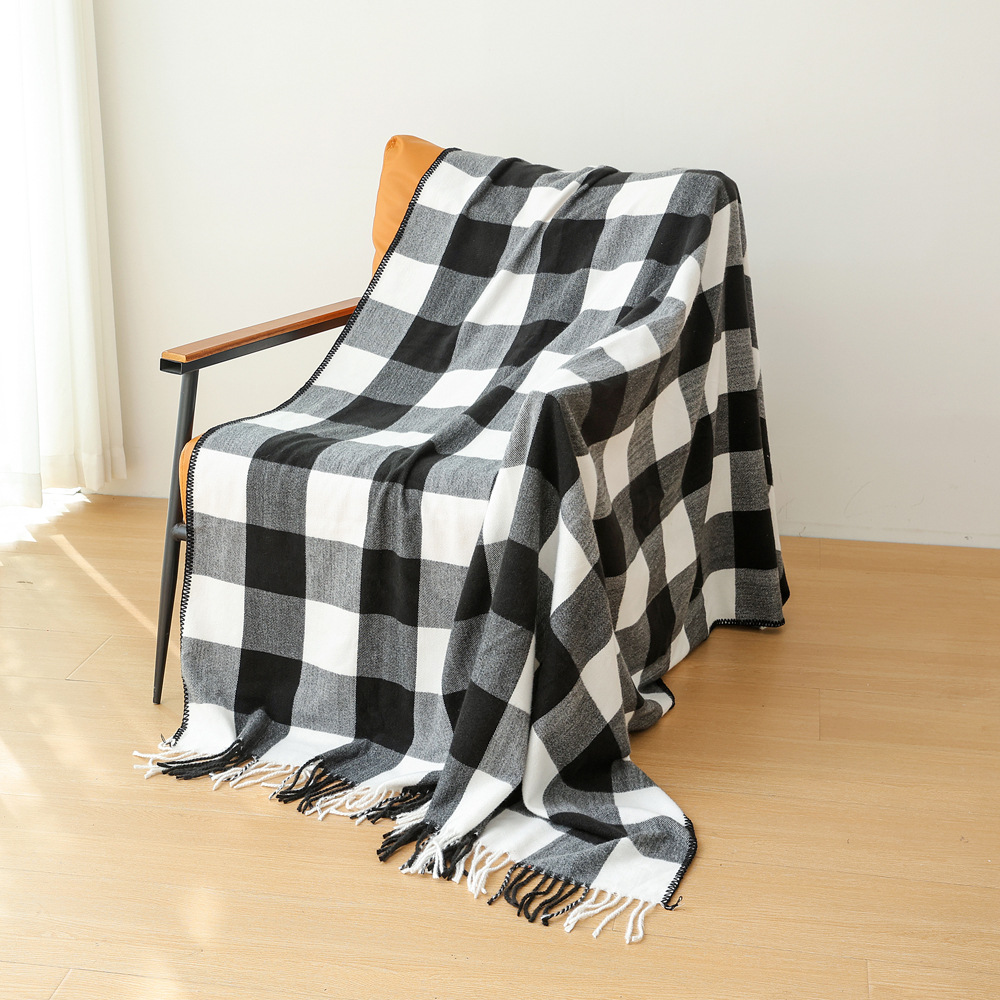 V888-ELOSUNG28787-202505231132-00 Classic Black White Checkered Faux Cashmere Blanket, 130 x 210 cm, 650g - Image 1