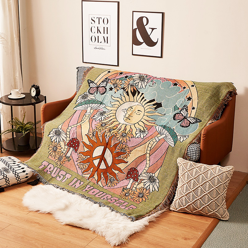 V888-ELOSUNG28838-202505231326-00 Humen Face Sun Artistic Jacquard Throw Blanket - American Style Illustrated Sofa Cover & Tapestry - 130 x 160cm - Image 1
