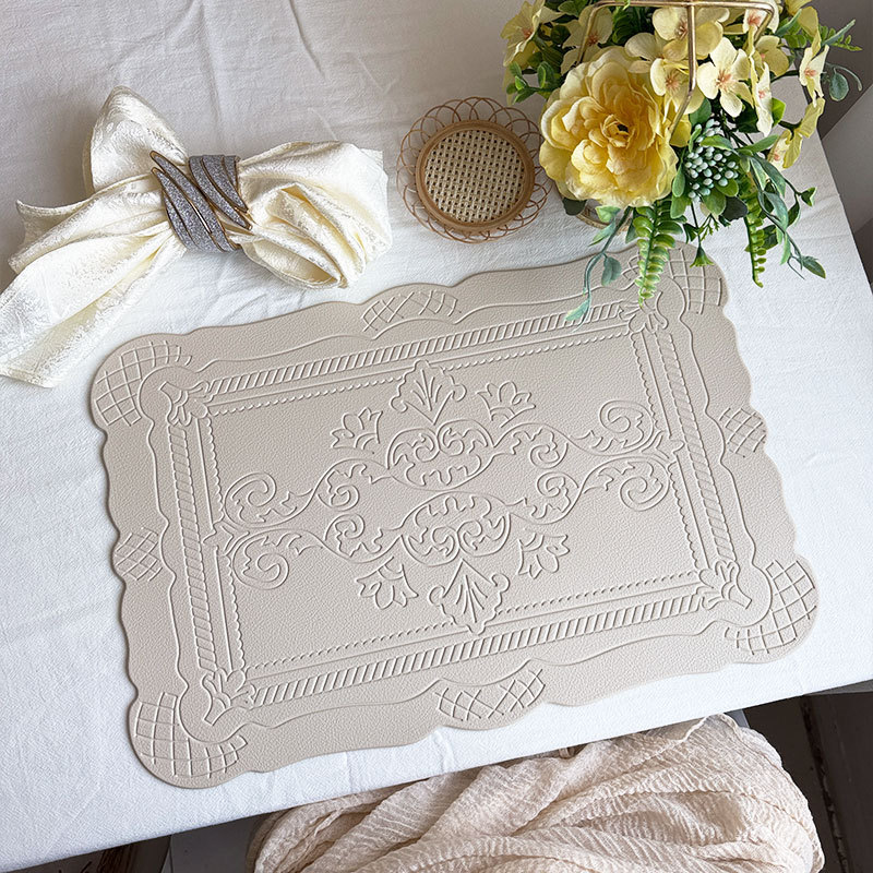 V888-ELOSUNG31205-202505281035-00 4 pcs Decorative Faux Leather Placemats - Unique Shape, Beautiful Packaging (Beige) - Image 1