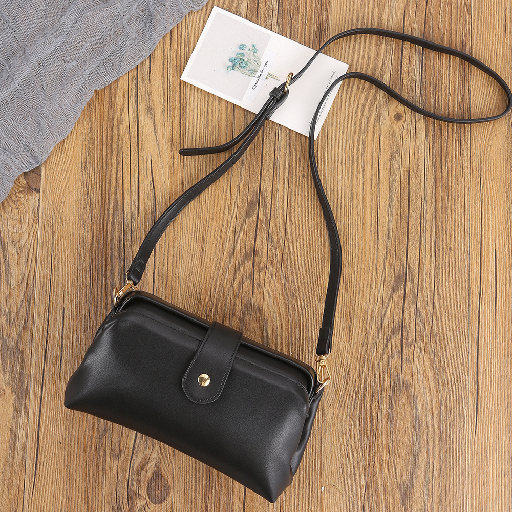 V888-ELOSUNG32336-202506101843-00 Black Chic Vintage Inspired PU Leather Crossbody Bag - Small Frame Doctor Style Purse with Adjustable Strap - Image 1