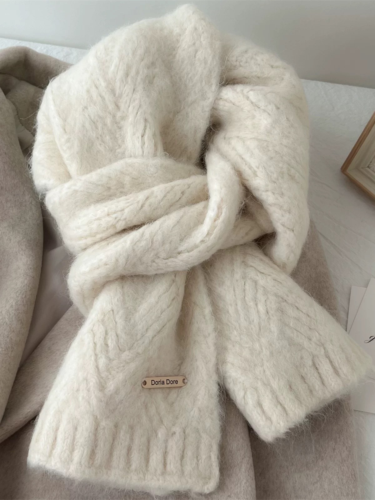 V888-ELOSUNG32665-202506250953-00 Milk White Alpaca Wool Blend Solid Color Knitted Scarf for Women Winter New Style Student High Quality Couple Woolen Neck Warmer - Image 1