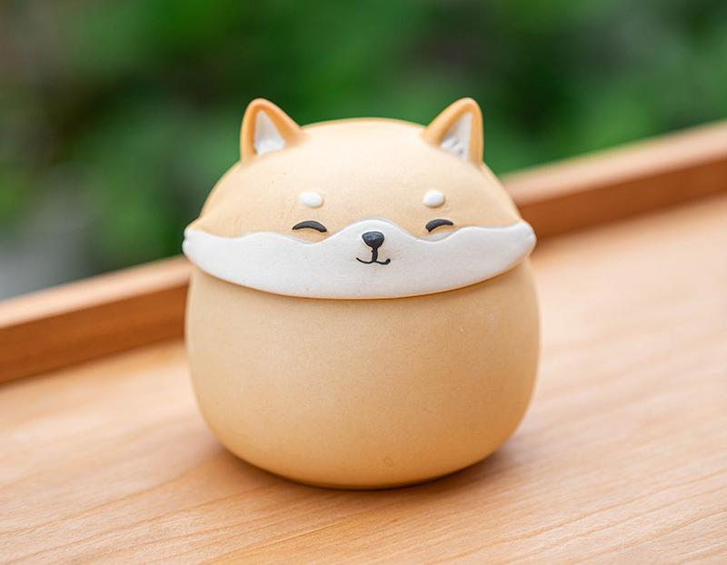 V888-ELOSUNG35230-202506241113-00 Artisan Ceramic Sealed Storage Jar with Animal Design - Airtight Tea Preservation & Decorative Accent(light yellow) - Image 1