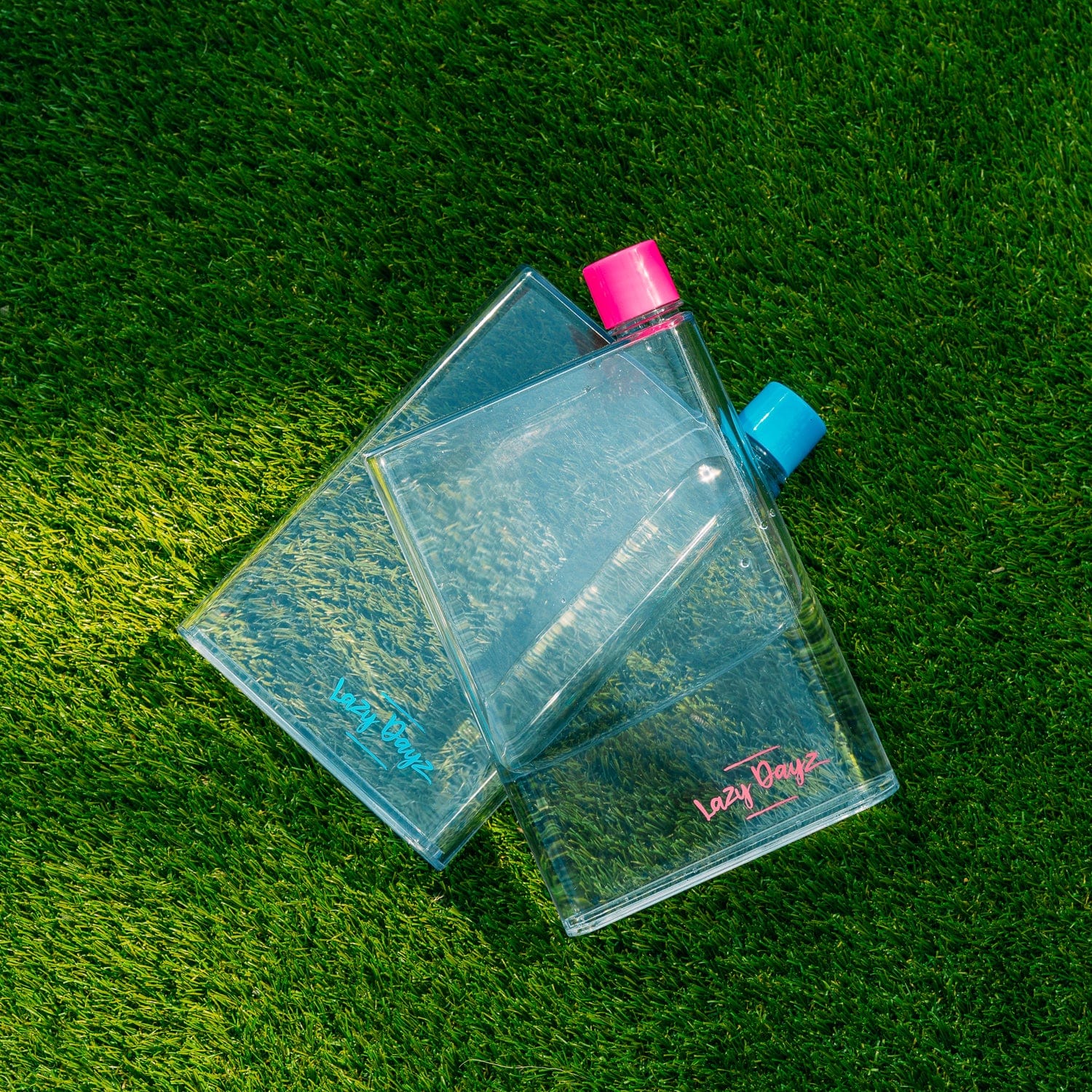 V915-LD0109-BL-203996-00 Lazy Dayz Flat Bottle 380ml - Blue - Image 1