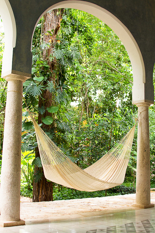 V97-4MCREAM-14439-00 The out and about Mayan Legacy hammock Doble Size in Cream colour - Image 1