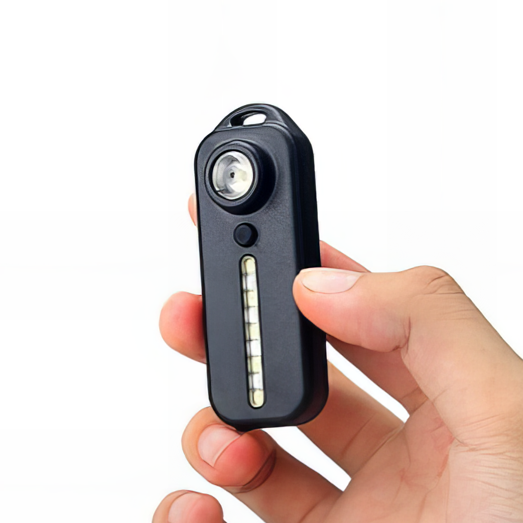 V998-FDSA002-202504111305-00 LED Red White & Blue Flashing Chest Clip Strobe Light - Image 1