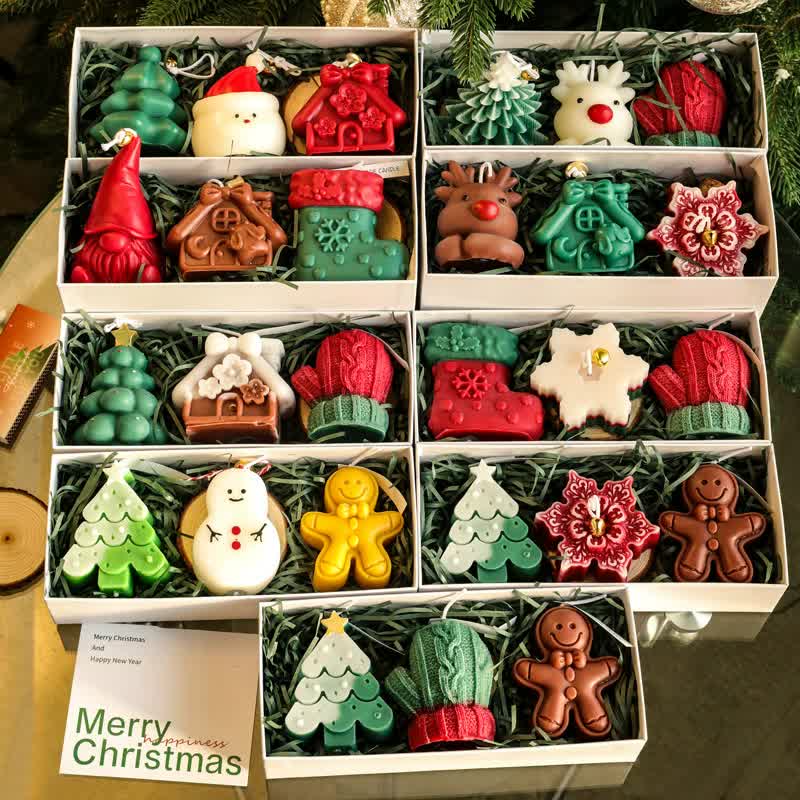 V1079-CHRISTMASCANDLE011-202508202039-00 3PCS Christmas Scented Candle Gift Set - Elk, Tree, Gingerbread Man, Glove Shaped for Women, Xmas Home Decor, Party, Bedroom, Table Decorations - Image 1