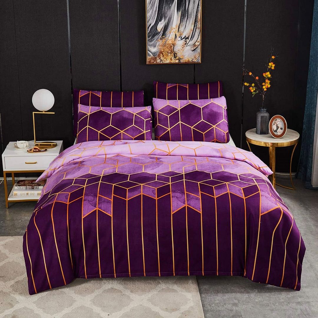 V493-MQ-478-202508071516-00 Erena Purple Quilt/Doona/Duvet Cover Set - Queen Size - Image 1