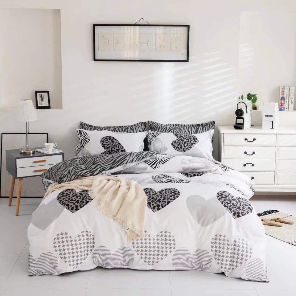 V535-QC-TWIN-HEARTS-K-202508221310-00 Dreamfields - Twin Hearts Quilt Cover Set - (3pcs, King Size) - Image 1