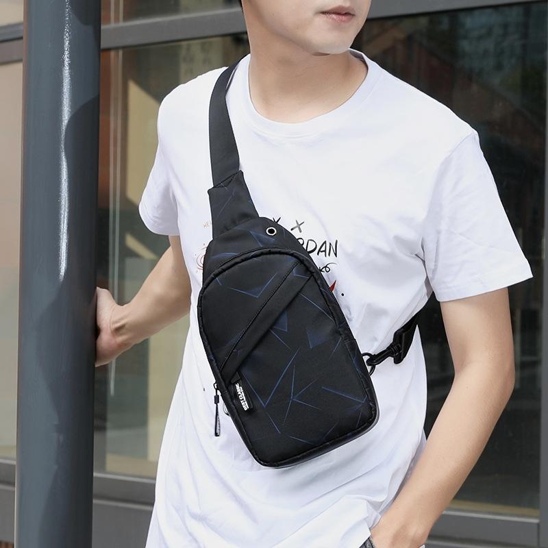 V562-1002753060DBT-202508271554-00 Men Oxford Cloth Chest Bag Line Blue Multi Purpose Sports Messenger Bag - Image 1