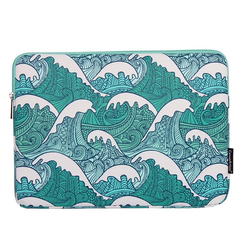 V562-A1061243060DBT-202508272230-00 Green Wave 11 Laptop Sleeve in Pu Leather Print - Image 1