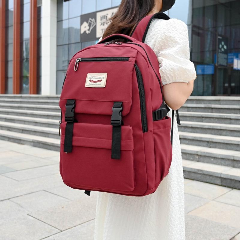 V562-E1011702060DBT-202508281745-00 Convenient Large Bag for Easy Transport - no Code - Dark Red - Image 1