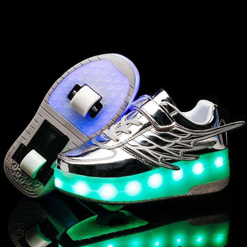 V562-S9583GO-202508281452-00 37 Size Double Wheel Led Wing Roller Skates - Silver - Image 1