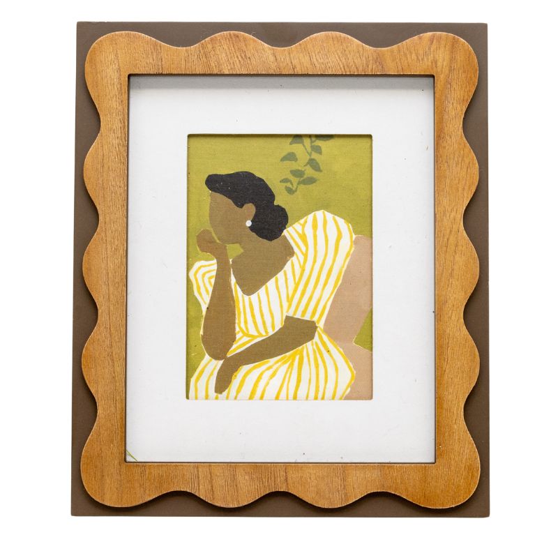 V637-91248WAL-202508251740-00 Sitting Lady in Striped Dress Frammed Wall Art 30cm - Image 1