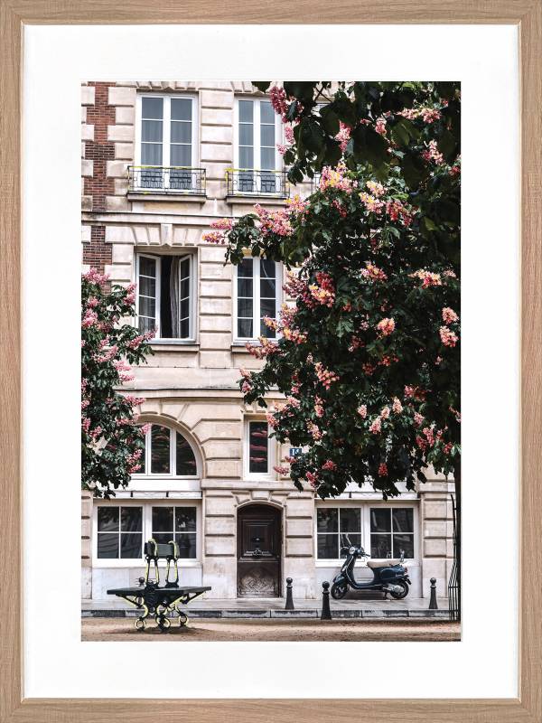 V637-E646070-202508252335-00 Peaceful Parisian Artwork Framed W Glass Front 60x80cm - Image 1