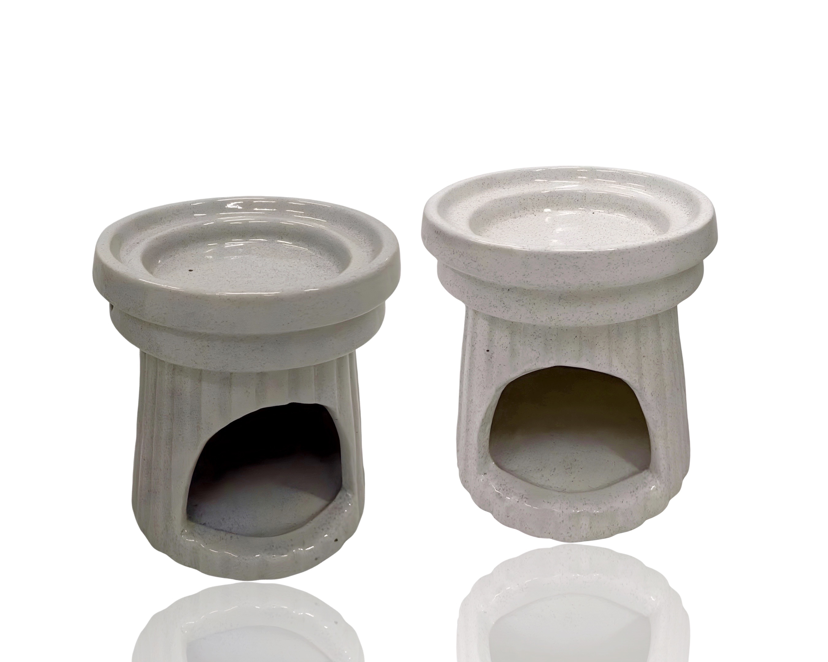 V637-OBS34294-202508252005-00 bulk 24 Vertical Stripes Ceramic Oil Burner 11x10cm - Image 1