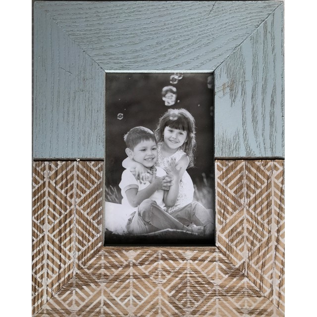 V637-WF-AHF170398-202508260355-00 Rustic Single Photo Frame 26cm - Image 1