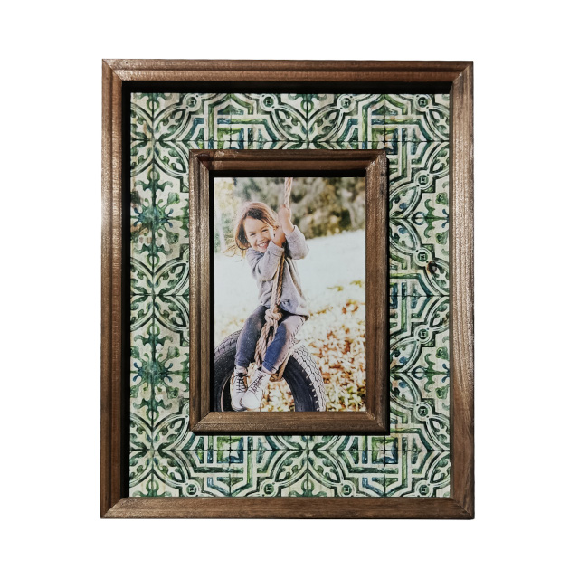 V637-WF-AHF210232-2-202508260510-00 Antique Single Photo Frame 26cm - Image 1