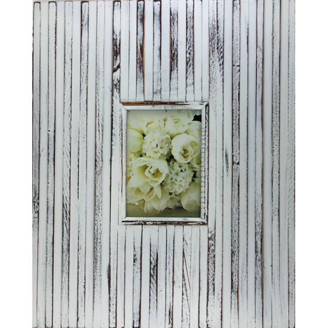 V637-WF-D75546-1SMALL-202508260525-00 Single White Wash Photo Frame 50cm - Image 1