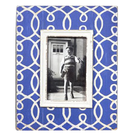 V637-WF-WOO-1032-202508260645-00 Antique Single Photo Frame 30cm - Image 1