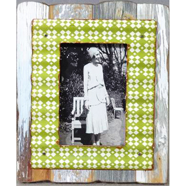 V637-WF-WOO-1041-202508260645-00 Rustic Single Photo Frame 23cm - Image 1