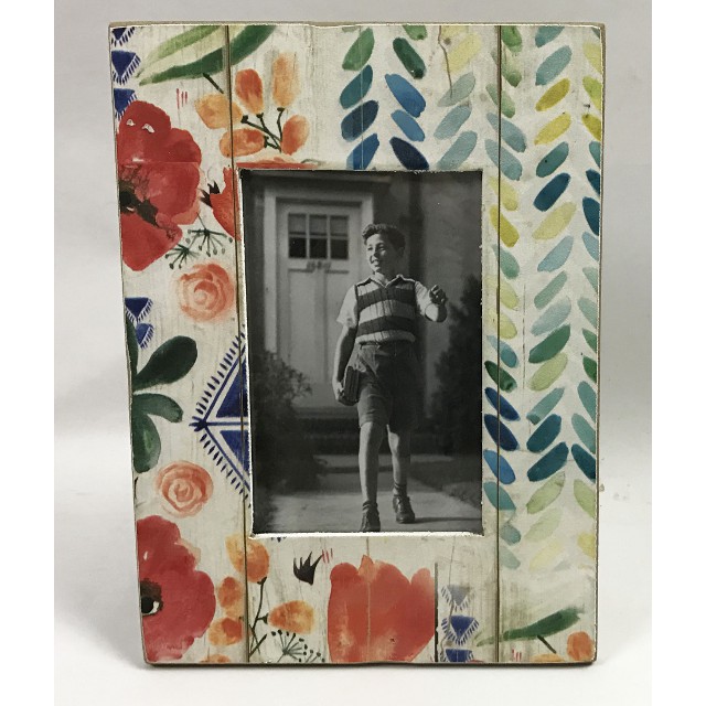 V637-WF-WOO-1068-202508260710-00 Antique Single Photo Frame 24cm - Image 1