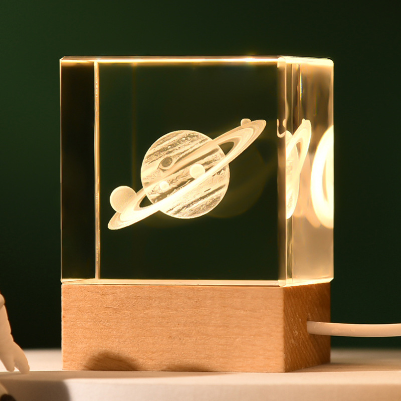 V888-ELOSUNG34512-202507211316-00 Saturn Luminous 3D Crystal Cube Night Light - Laser Engraved Artwork with Solid Wood Base - Image 1